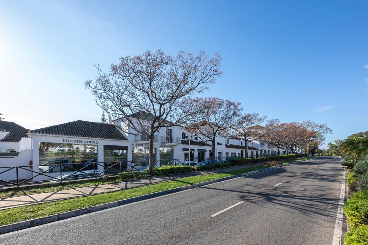 Cozy With Ac & Barbecue, Close To The Sea Apartment Marbella