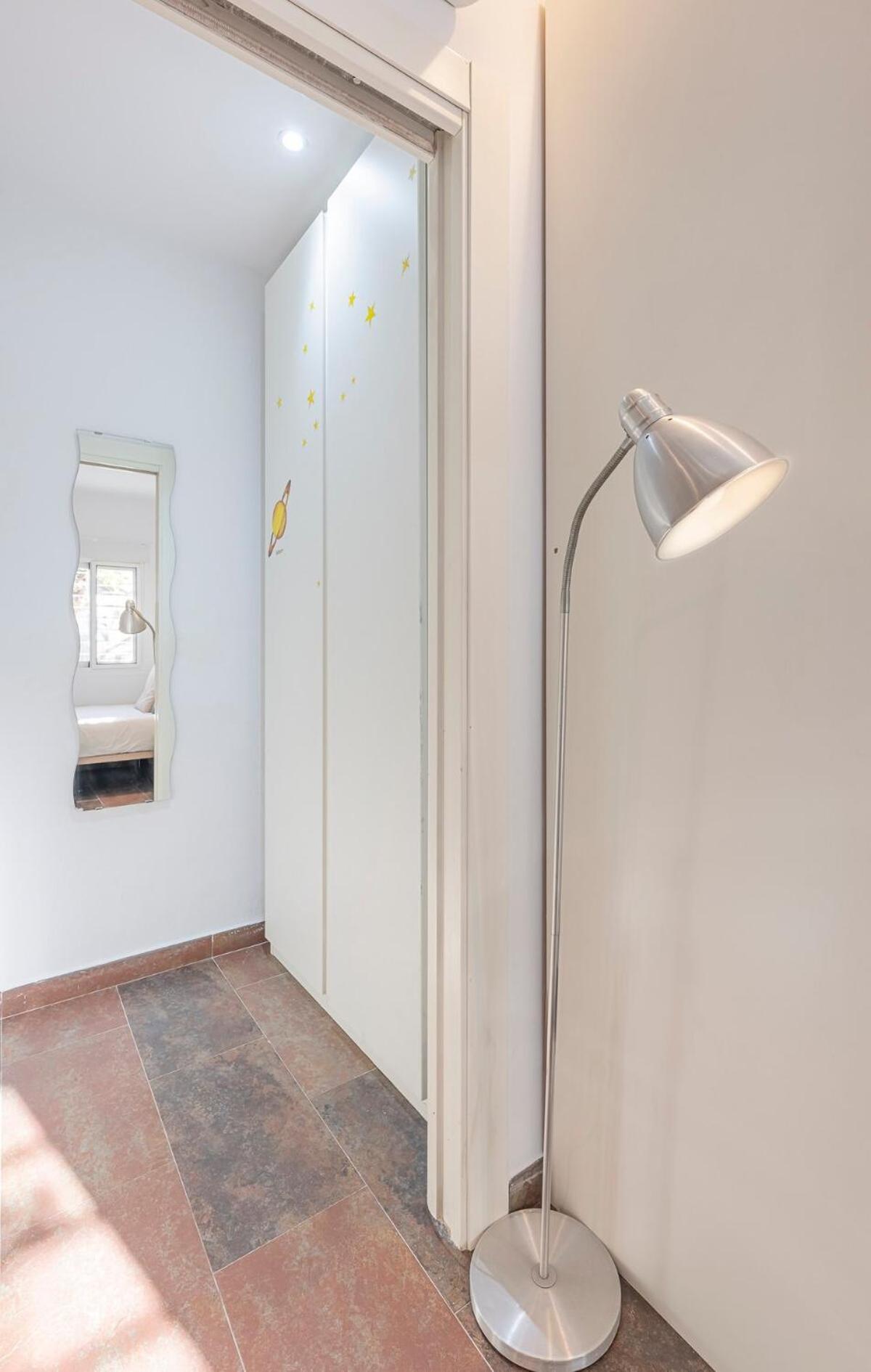 Apartment Cozy With Ac & Barbecue, Close To The Sea Marbella